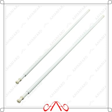 پشت دری آهنی سفید